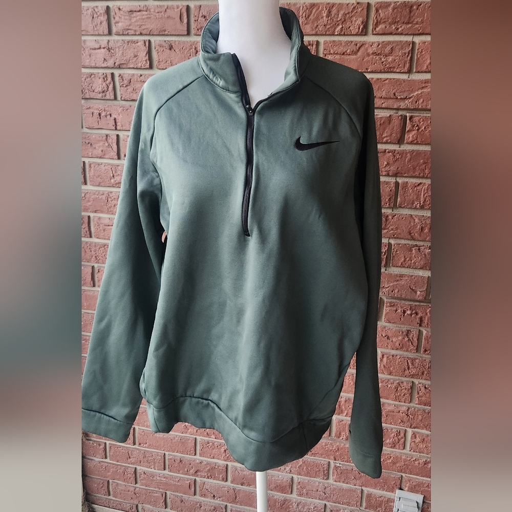 Nike Green Pullover Sweatshirt